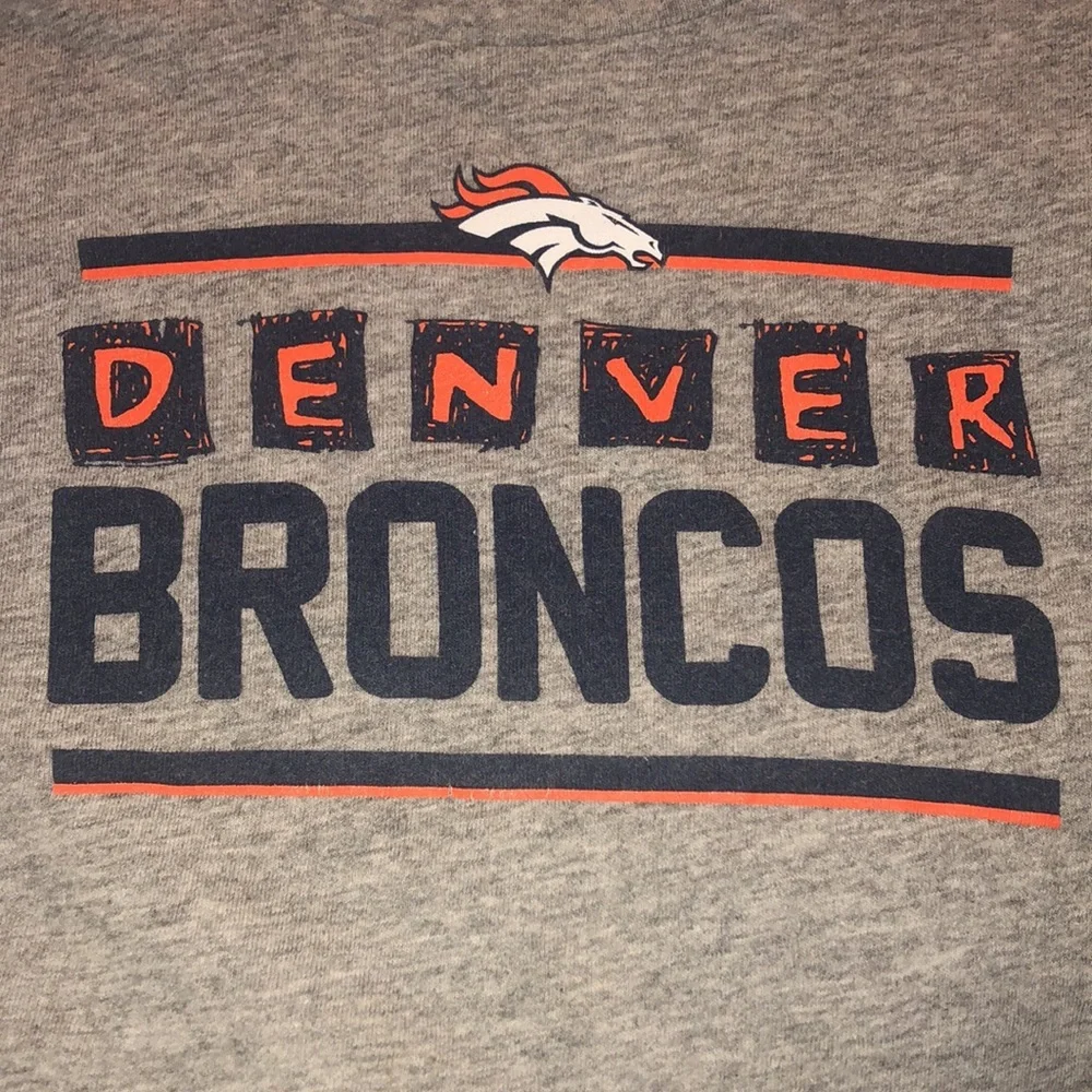 🎉4 for $20 NFL Team Apparel Denver Broncos Tee, 2T - Picture 4 of 4